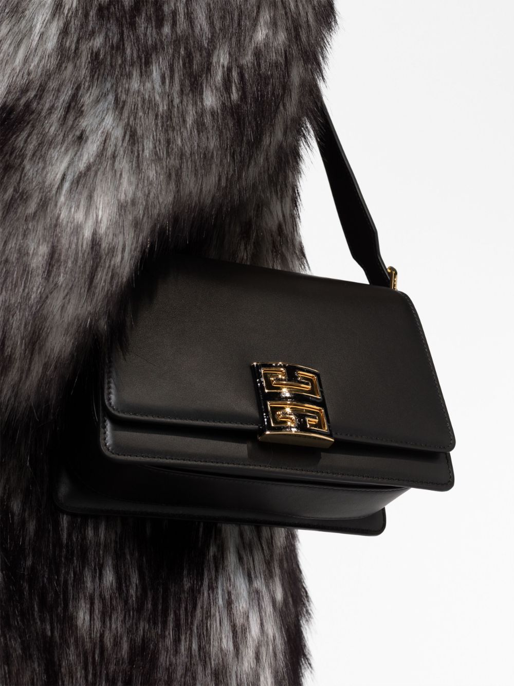 Givenchy Black Calfskin Leather Shoulder Bag image 4