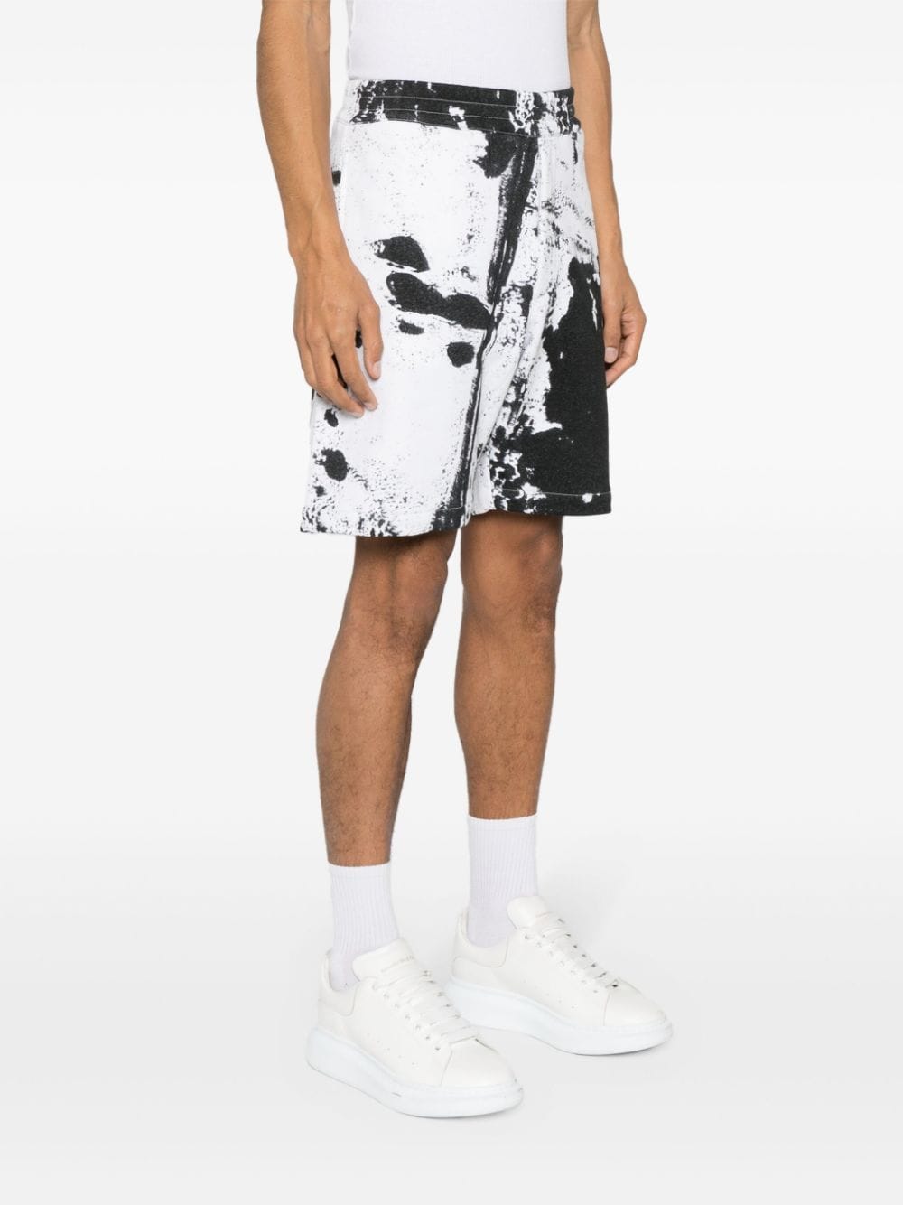 Alexander McQueen Shorts White image 2