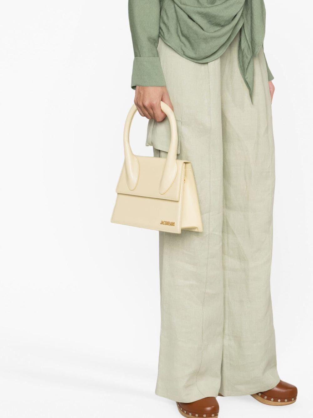 Jacquemus Le Grand Chiquito Ivory Calfskin Tote Bag image 3