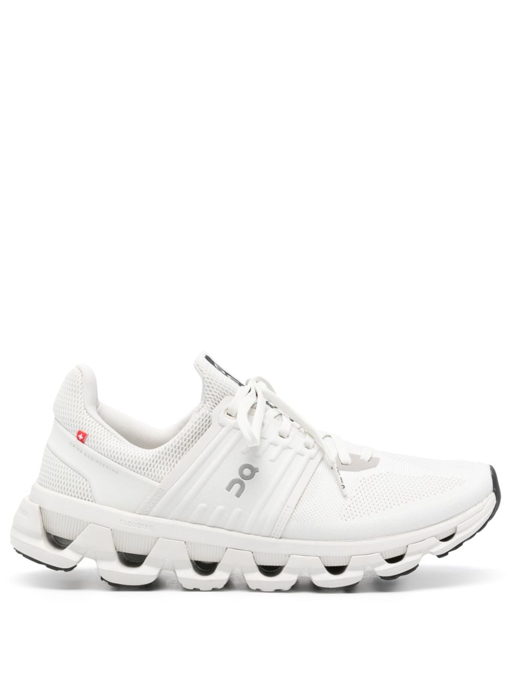 ON RUNNING Sneakers White image 0