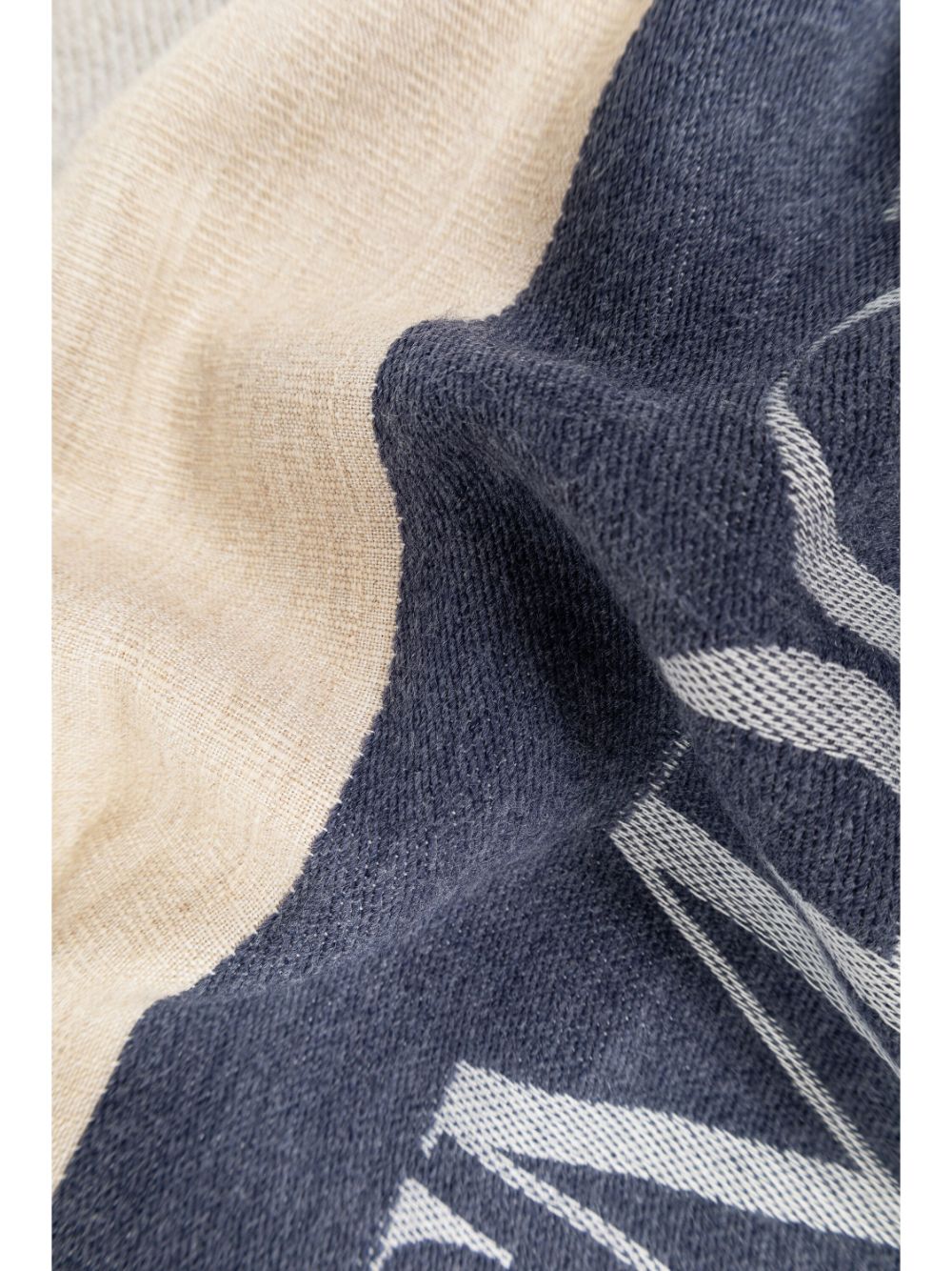 Emporio Armani Dove Grey Jacquard Logo Scarf image 2