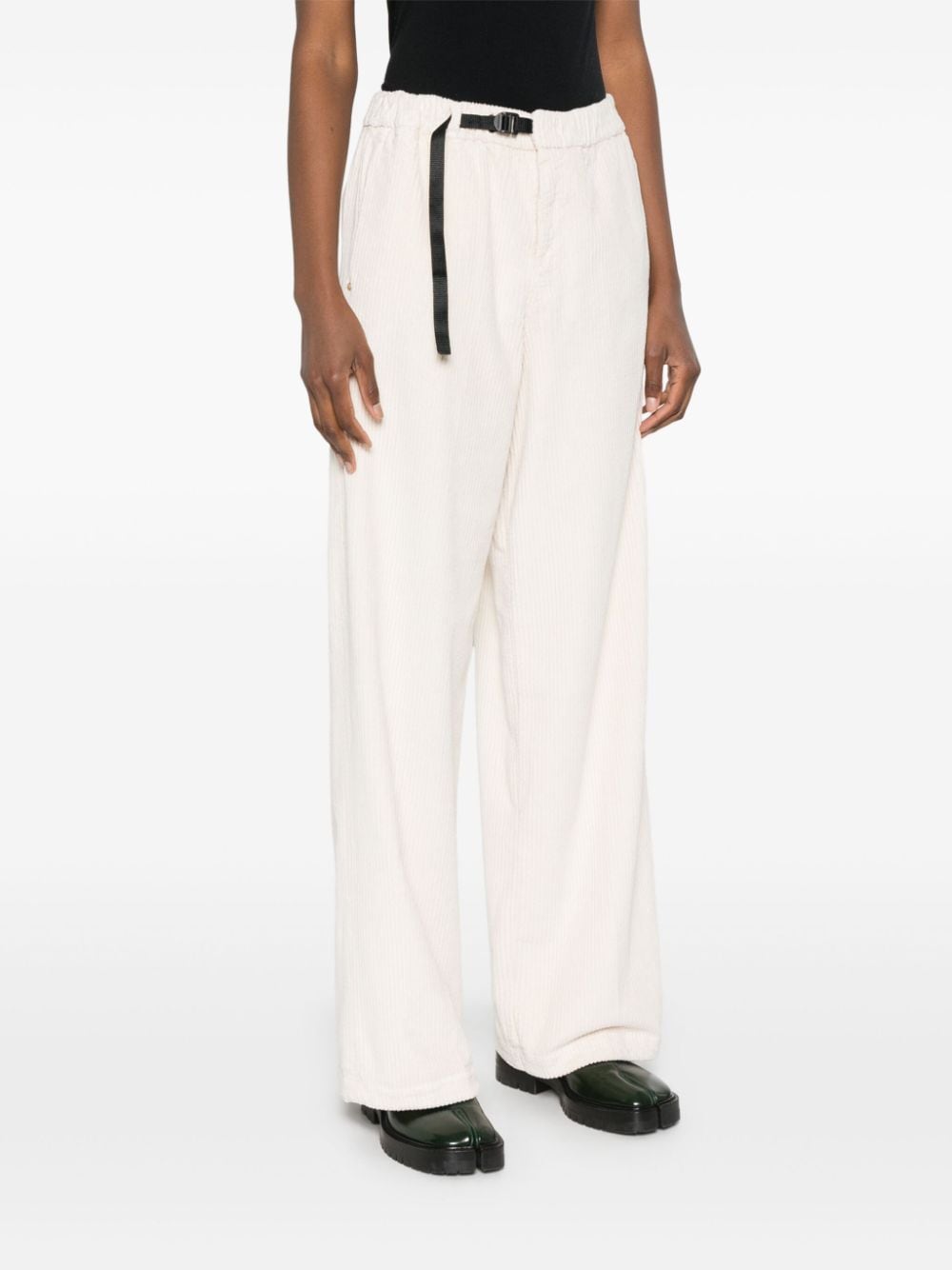 WHITE SAND Trousers Cream image 2