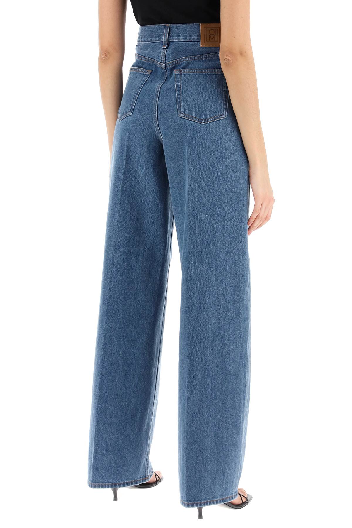 Toteme wide leg jeans in organic cotton image 2