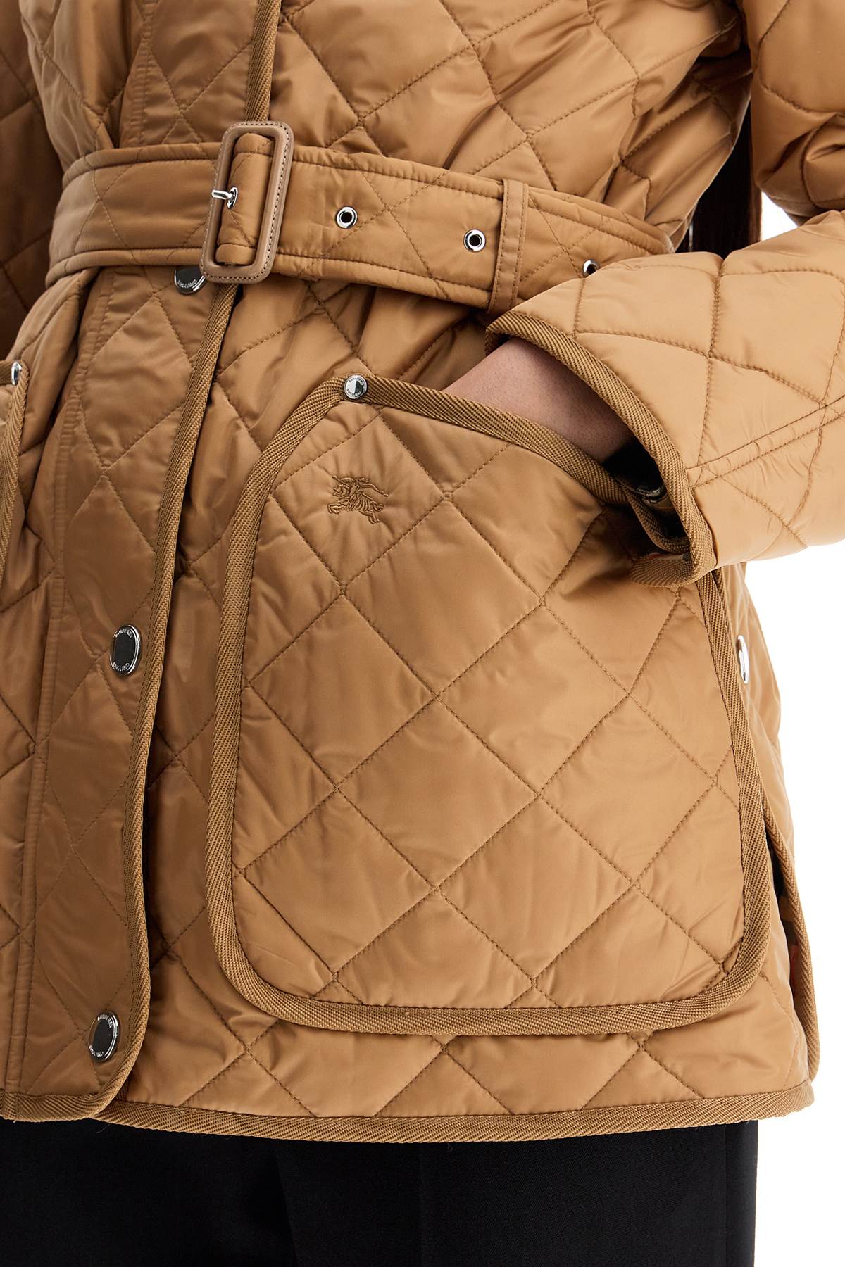 Burberry quilted jacket with belt pen image 3