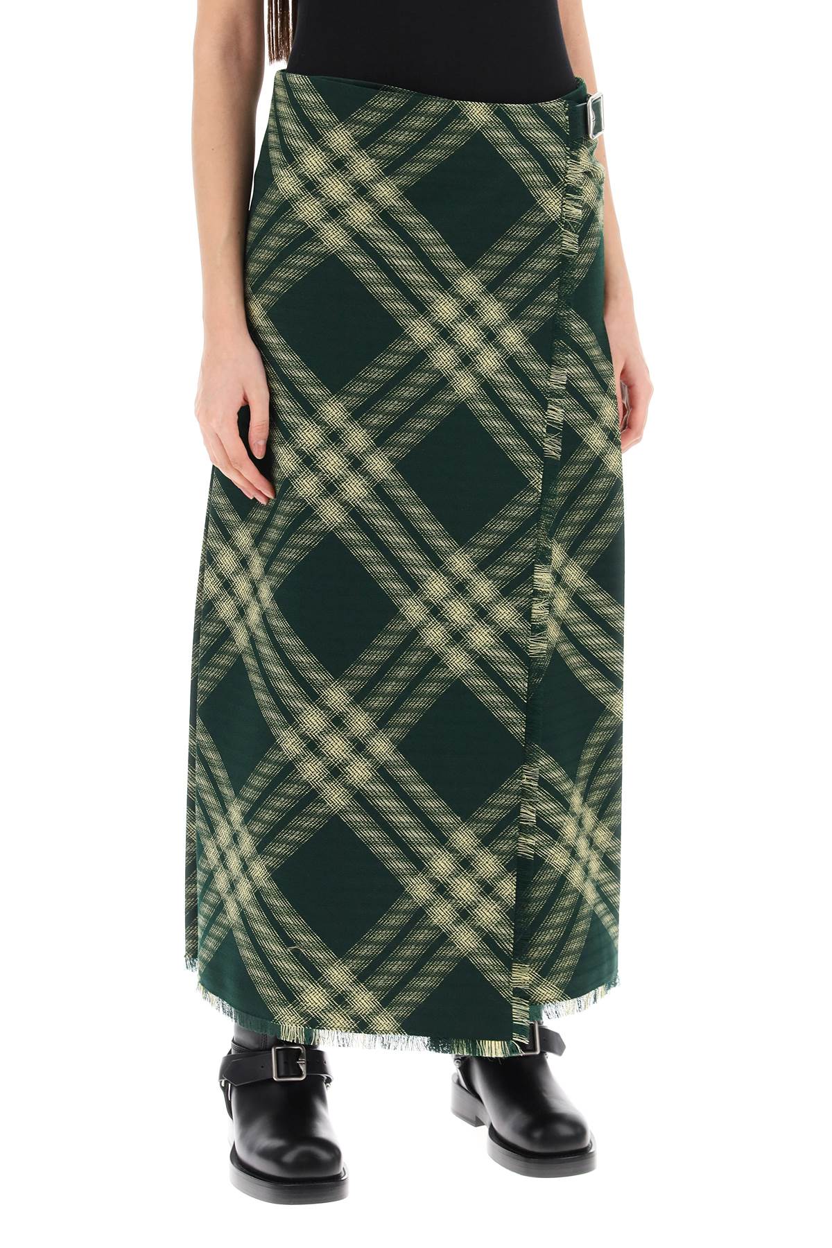 Burberry maxi kilt with check pattern image 1