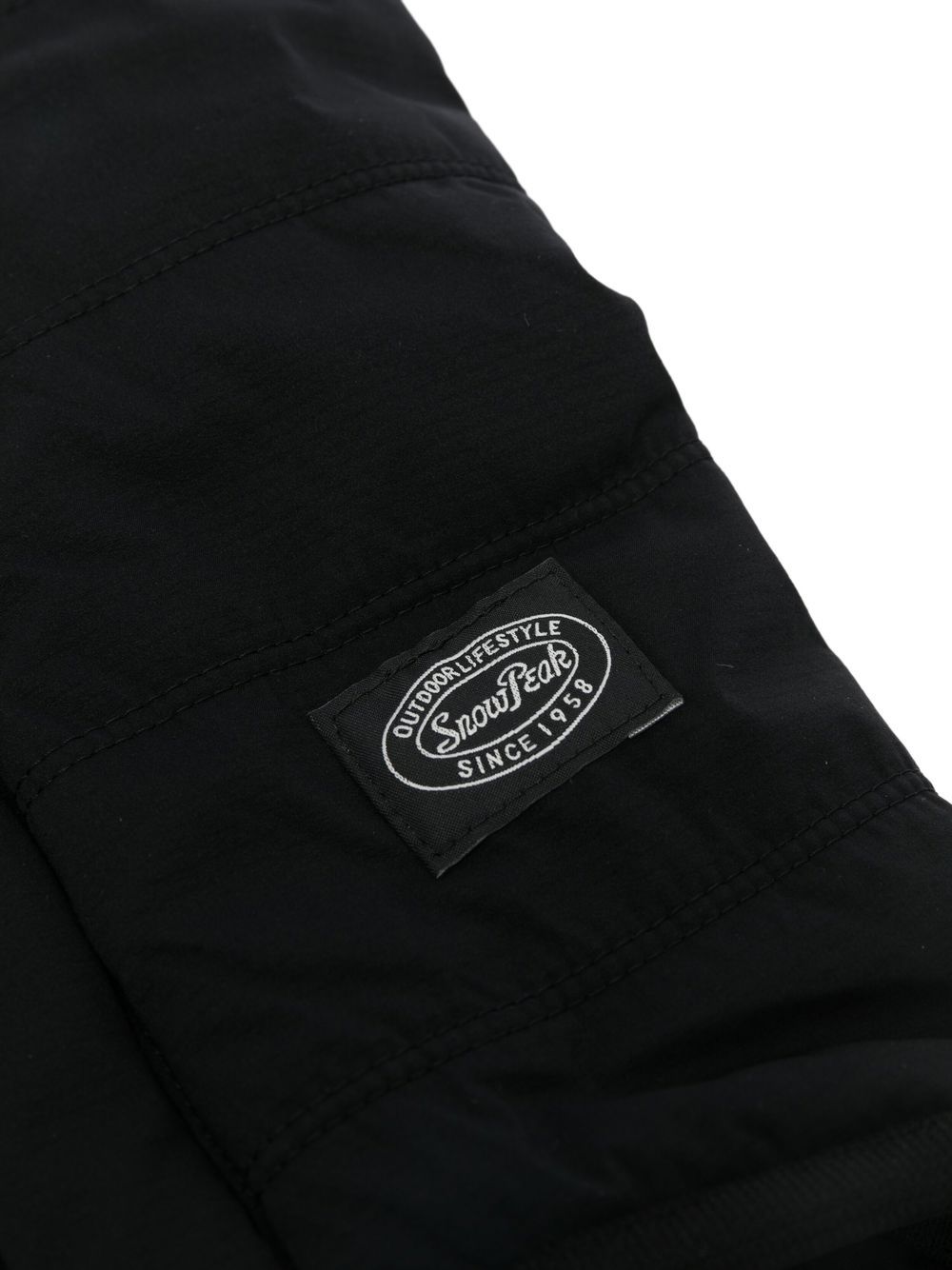 SNOW PEAK Lifestyle Black Logo-Patch Dog Parka image 1