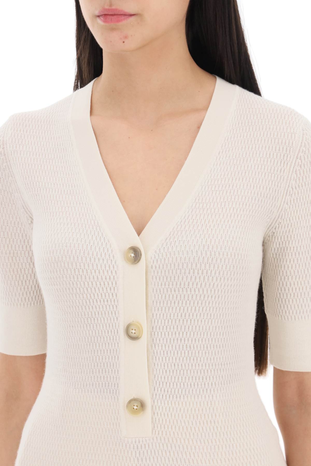 Closed knitted top with short sleeves image 3