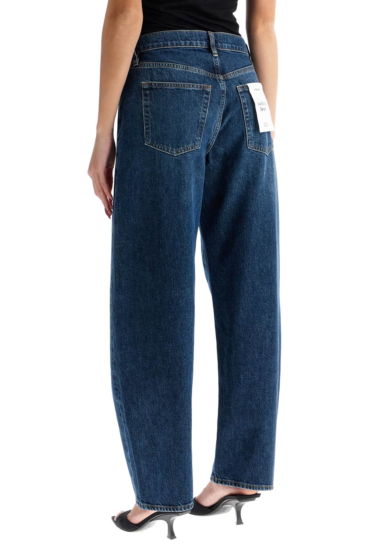 FRAME Low-Rise Barrel-Cut Jeans image 2