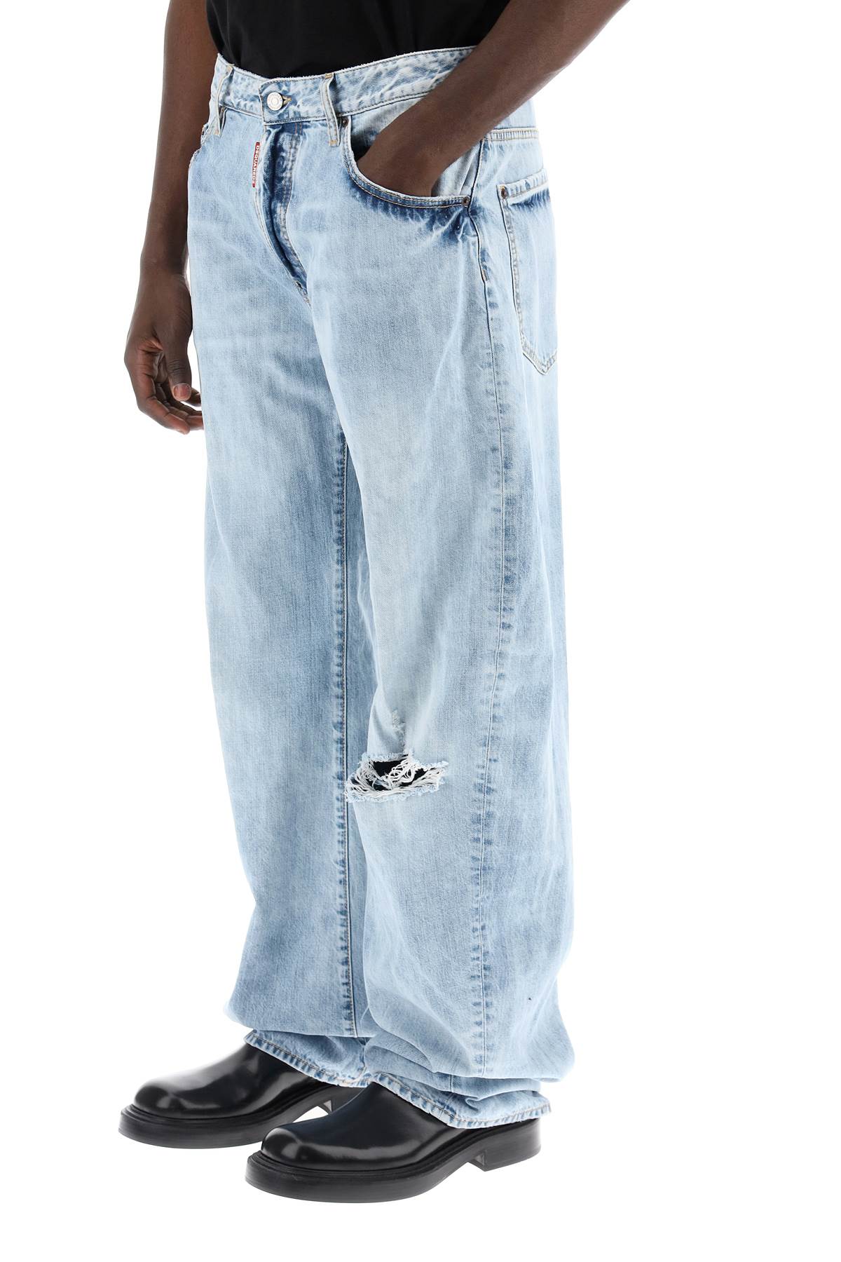 Dsquared2 "oversized jeans with destroyed image 3